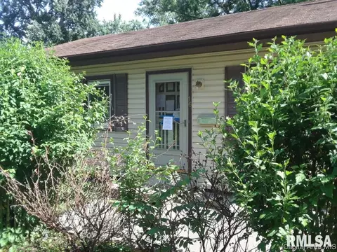 1933 S Pope Ave, Springfield, IL 62703 photo 1