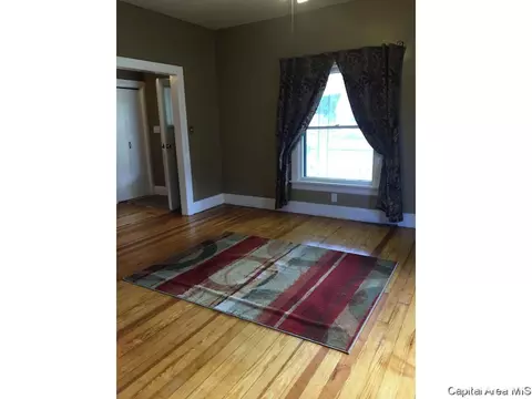 519 S Main, Abingdon, IL 61410 photo 8