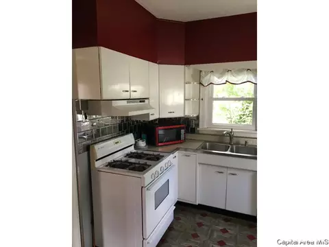 519 S Main, Abingdon, IL 61410 photo 5