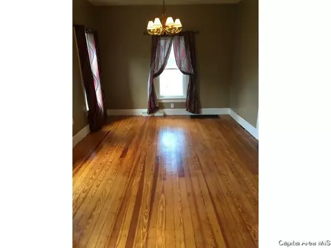 519 S Main, Abingdon, IL 61410 photo 7