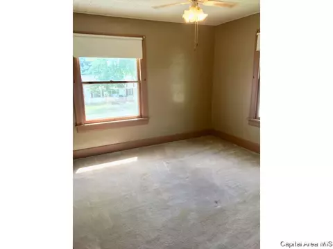 519 S Main, Abingdon, IL 61410 photo 10
