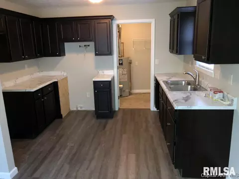 1011 S 17th St, Springfield, IL 62703 photo 6