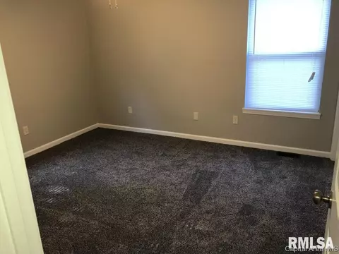 1011 S 17th St, Springfield, IL 62703 photo 5