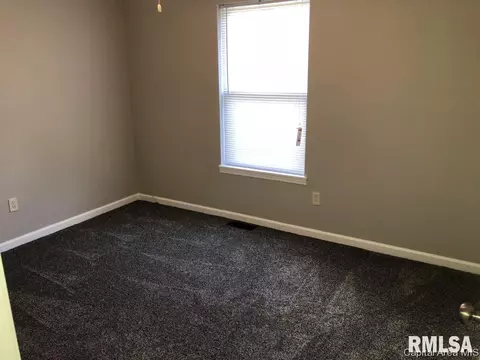 1011 S 17th St, Springfield, IL 62703 photo 3
