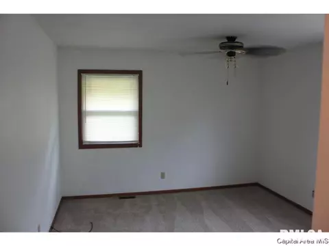 1936 Skipton, Springfield, IL 62702 photo 6