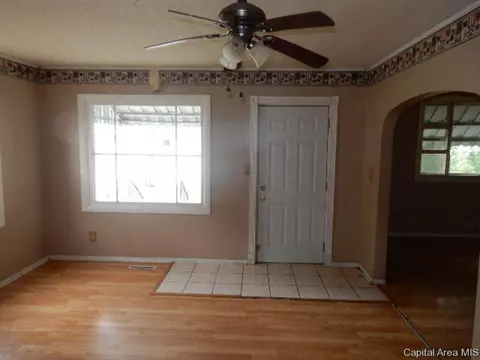 1013 N 13th Street St, Springfield, IL 62702 photo 2