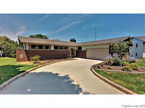 49 Greencastle Cir, Springfield, IL 62712 photo 1