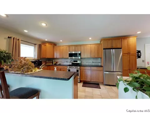 49 Greencastle Cir, Springfield, IL 62712 photo 6