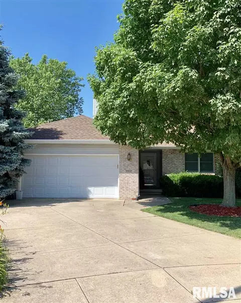 3307 Crystal Lake Dr, Springfield, IL 62711 photo 1
