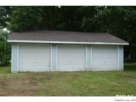 502 S Yates, Tallula, IL 62688 photo 16