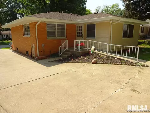 611 Kenyon Dr, Springfield, IL 62704 photo 35