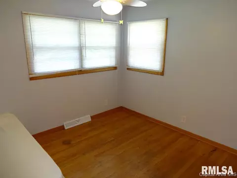 611 Kenyon Dr, Springfield, IL 62704 photo 14