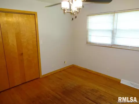 611 Kenyon Dr, Springfield, IL 62704 photo 13