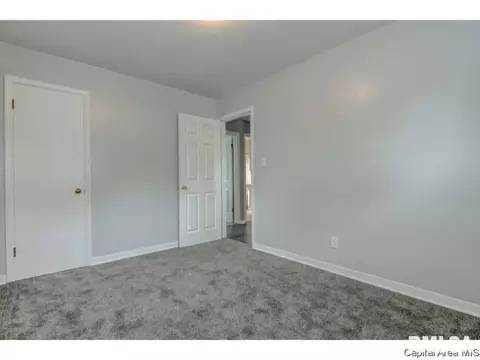 2355 Ramsey, Springfield, IL 62702 photo 17