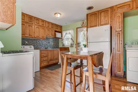 2330 Ramsey Ave, Springfield, IL 62702 photo 11