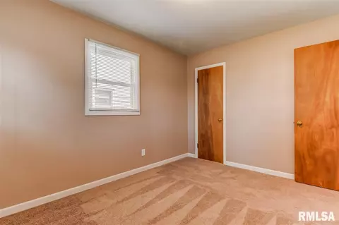 2330 Ramsey Ave, Springfield, IL 62702 photo 14