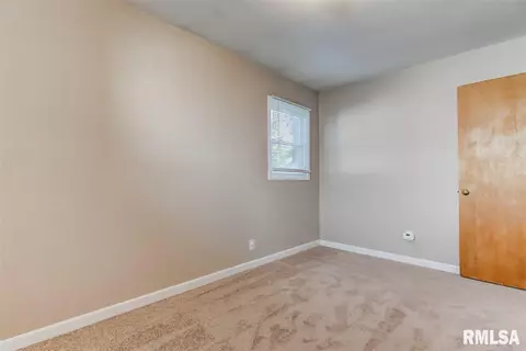 2330 Ramsey Ave, Springfield, IL 62702 photo 12