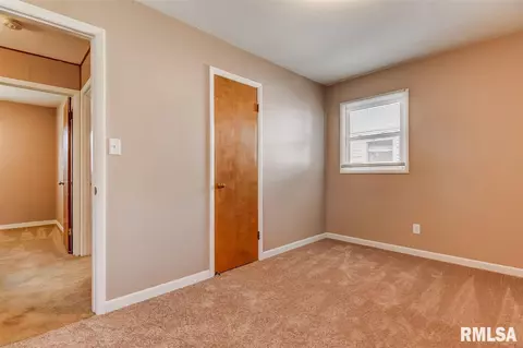 2330 Ramsey Ave, Springfield, IL 62702 photo 13