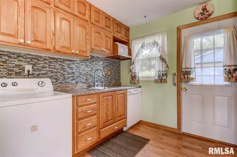 2330 Ramsey Ave, Springfield, IL 62702 photo 7