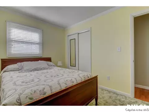 2008 E Black Ave, Springfield, IL 62702 photo 18