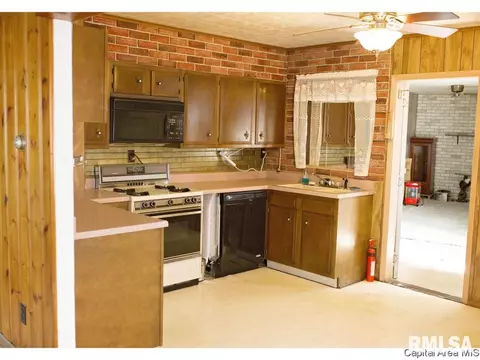 10 Fox Ct, Springfield, IL 62703 photo 6