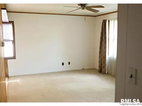 10 Fox Ct, Springfield, IL 62703 photo 4