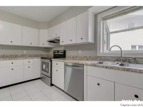 1917 Creighton Ct, Springfield, IL 62703 photo 11