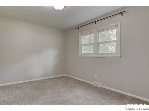 1917 Creighton Ct, Springfield, IL 62703 photo 13
