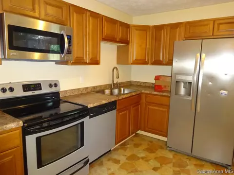 2908 Sherborn Rd, Springfield, IL 62702 photo 12