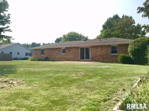 809 W Washington St, Athens, IL 62613 photo 19