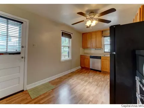 116 N Lincoln Ave, Springfield, IL 62702 photo 33