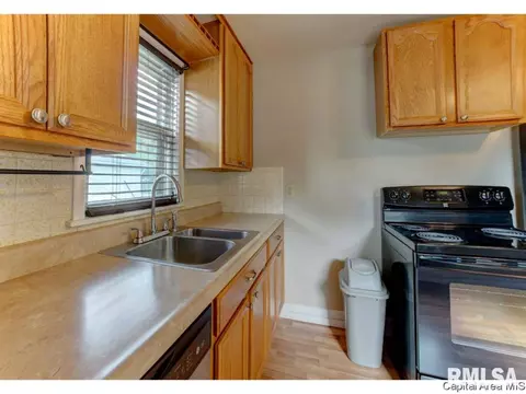 116 N Lincoln Ave, Springfield, IL 62702 photo 36