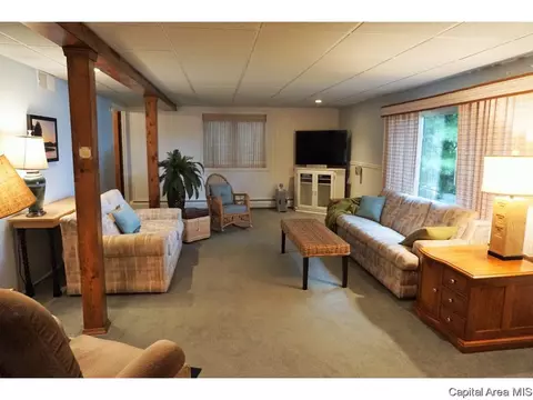 39 Vine Ln, Avon, IL 61415 photo 24