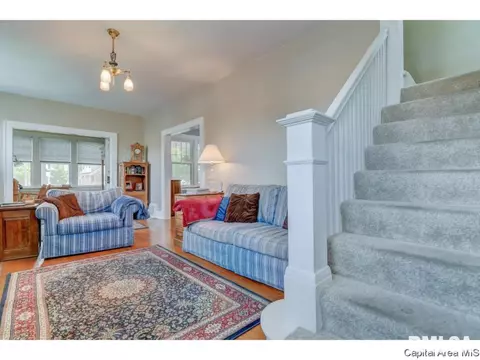 1817 S Walnut St, Springfield, IL 62704 photo 5