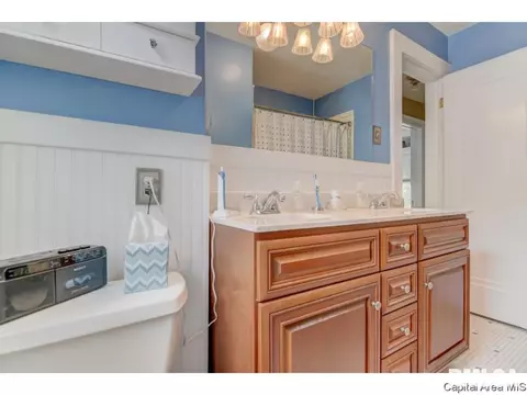 1817 S Walnut St, Springfield, IL 62704 photo 20