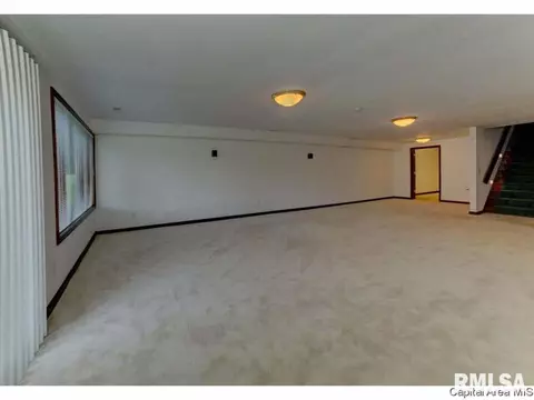 6500 Stonehaven Rdg, Springfield, IL 62711 photo 9