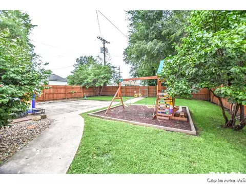 1229 3rd, Springfield, IL 62702 photo 8