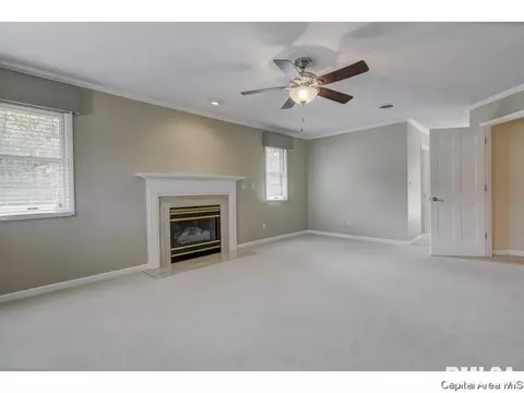 3300 Collingwood Dr, Springfield, IL 62711 photo 13