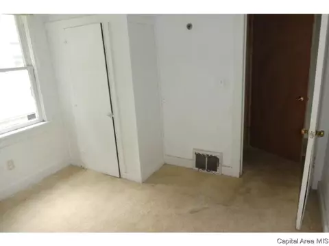 1816 S 1st Street St, Springfield, IL 62704 photo 8