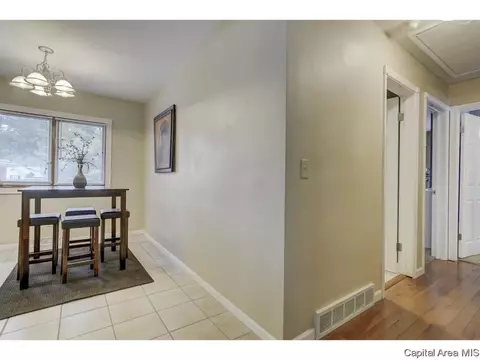 11 Providence Ln, Springfield, IL 62711 photo 8