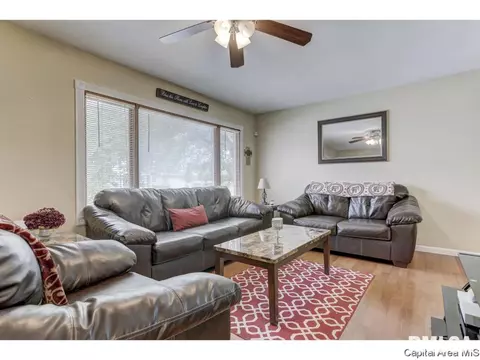 11 Providence Ln, Springfield, IL 62711 photo 5