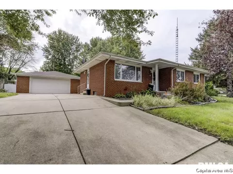 11 Providence Ln, Springfield, IL 62711 photo 1