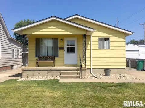 1725 Watch Ave, Springfield, IL 62702 photo 1