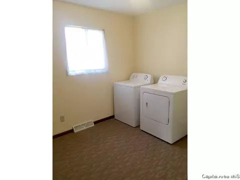 1725 Watch Ave, Springfield, IL 62702 photo 11