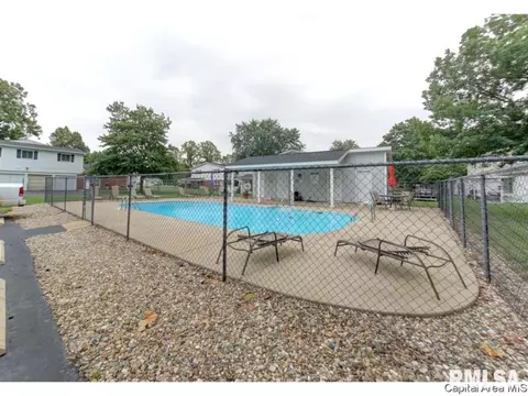 345 S Durkin Dr, Springfield, IL 62704 photo 22