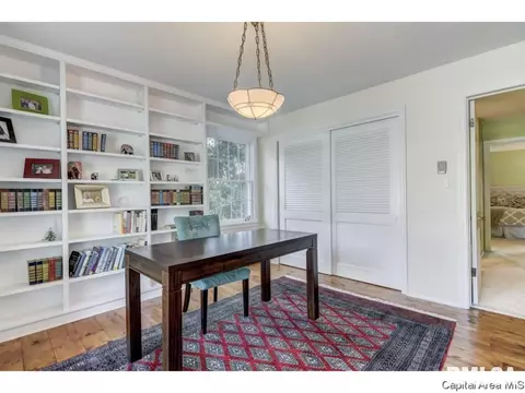 150 Oakmont, Springfield, IL 62704 photo 4