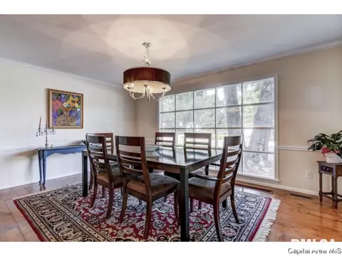 150 Oakmont, Springfield, IL 62704 photo 9