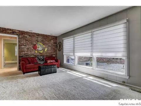 150 Oakmont, Springfield, IL 62704 photo 15