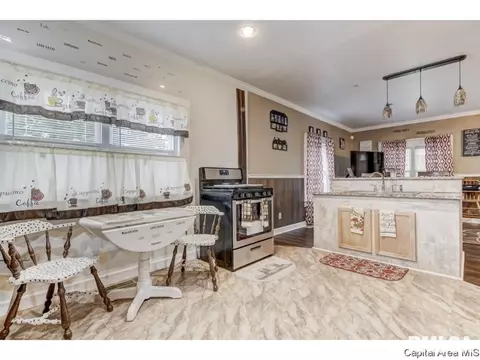 2161 E Grandview Ave, Springfield, IL 62702 photo 7