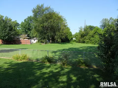 2335 Hampton Dr, Springfield, IL 62704 photo 18